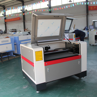 De Snijmachine 60W 80W van de 6090 Lasergravure voor Houten en Acrylglas