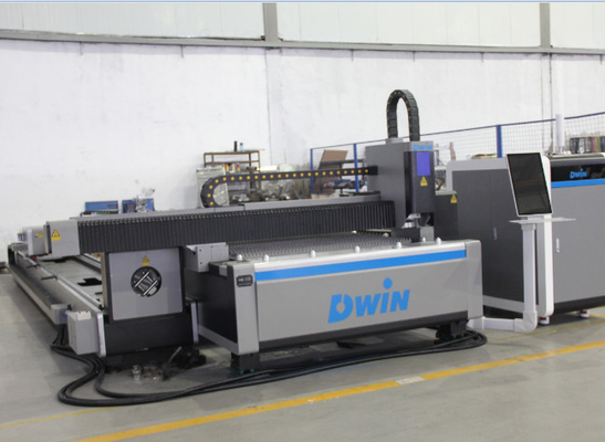 De roterende van de de Pijpsnijmachine DWIN 1000W van de Apparatenlaser Snijder van het de Laserijzer